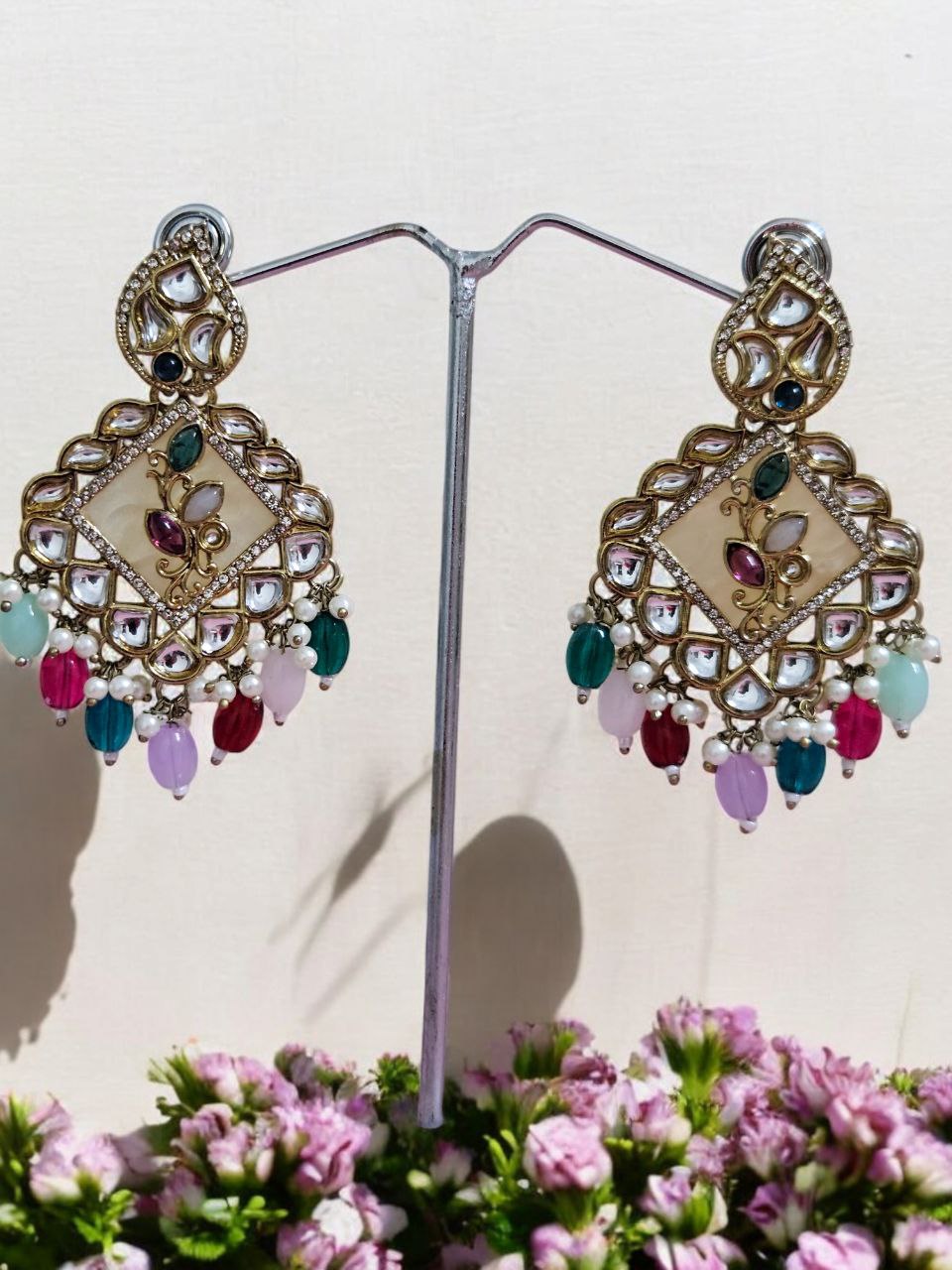 Mina Multicolor Earrings (Mother of Pearls)