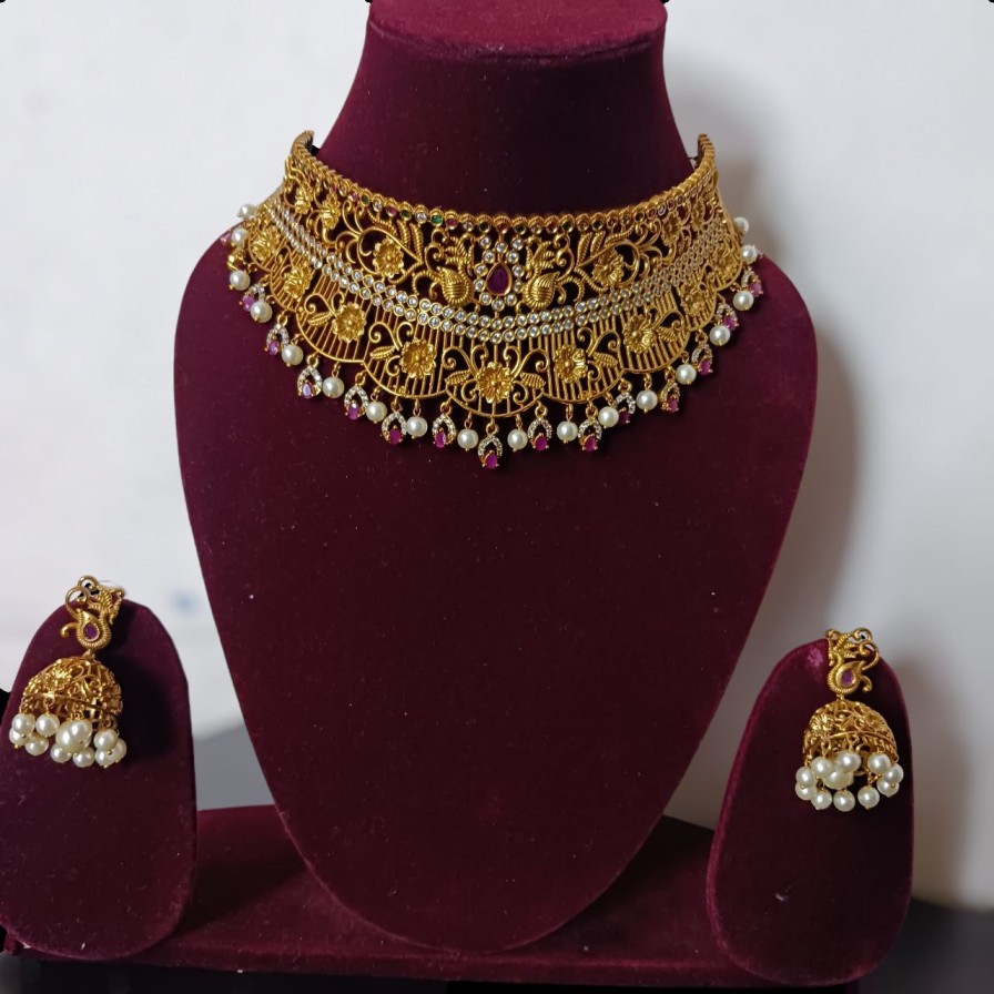 Ruby Heavy Temple Choker