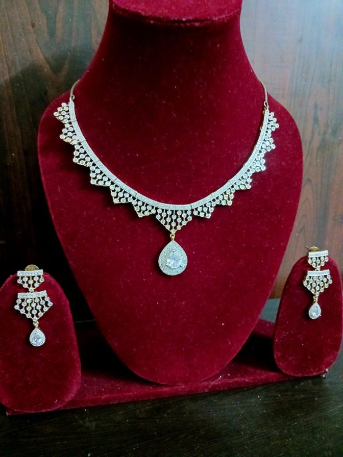Swarna White AD Set