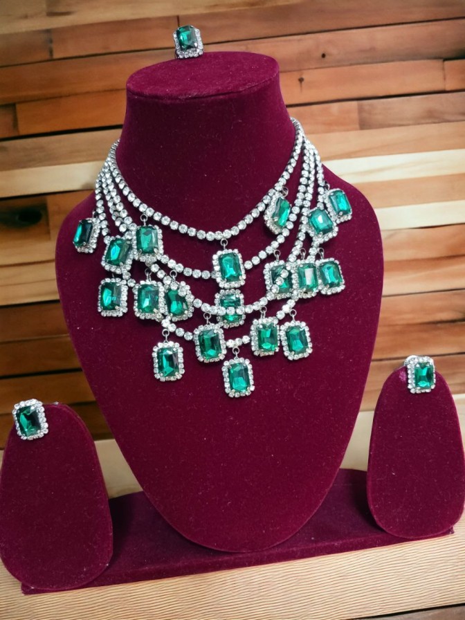 Bottom Green Korean Set