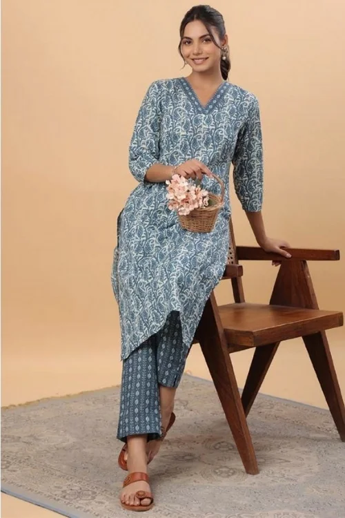 Elegant Blue Cotton V-Neck Kurta Set for Women – Comfortable & Chic Ethnic Wear