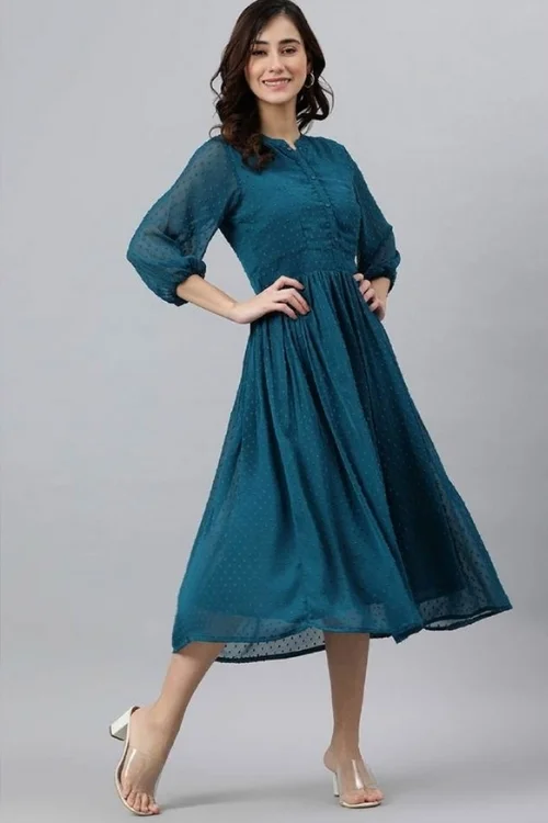 Graceful Blue Chiffon Fit & Flare Knee-Length Dress – Effortless Elegance