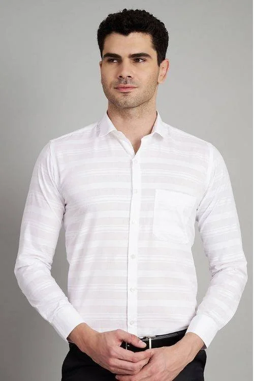 Men’s Striped Formal Shirt – Timeless Style with a Modern Touch